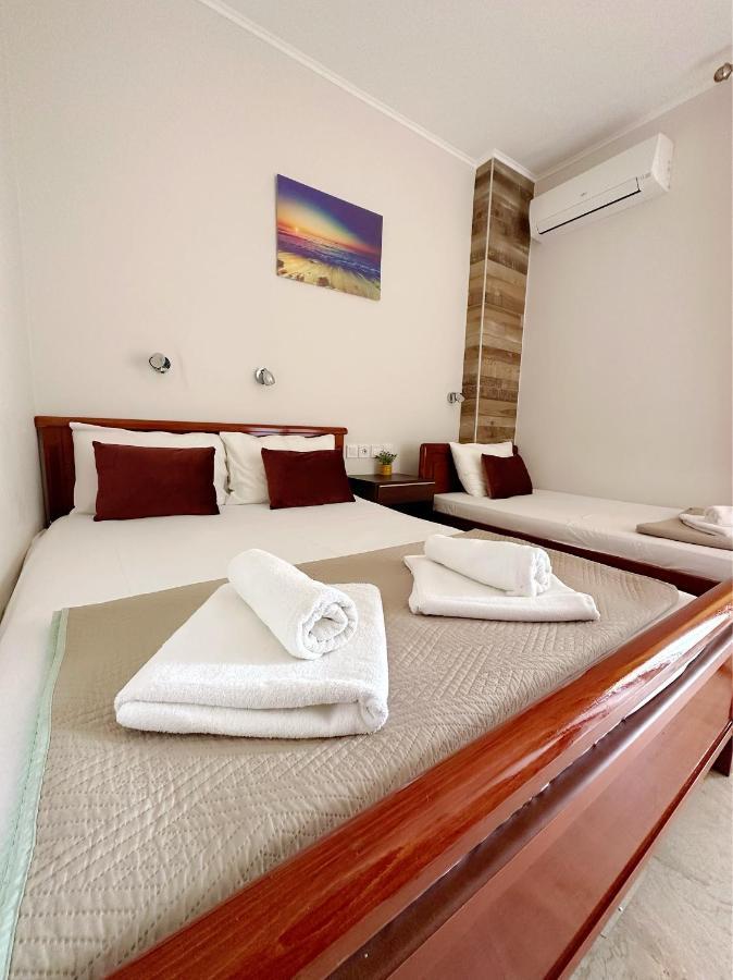 Hotel Palmera Sarti Extérieur photo